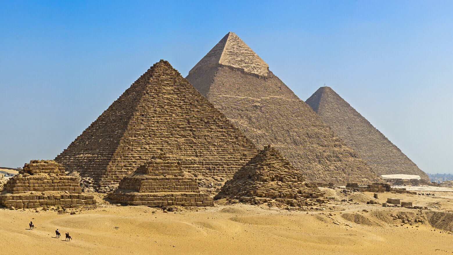 Best time to visit Egypt - Pyramids of Giza